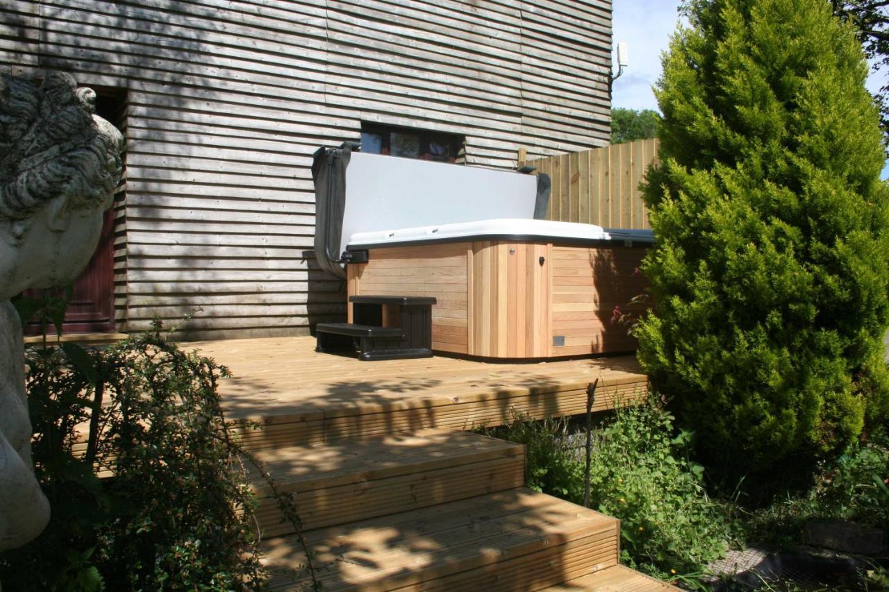 Alojamento de Turismo Selvagem Barn - Farm Park With Hot Tub